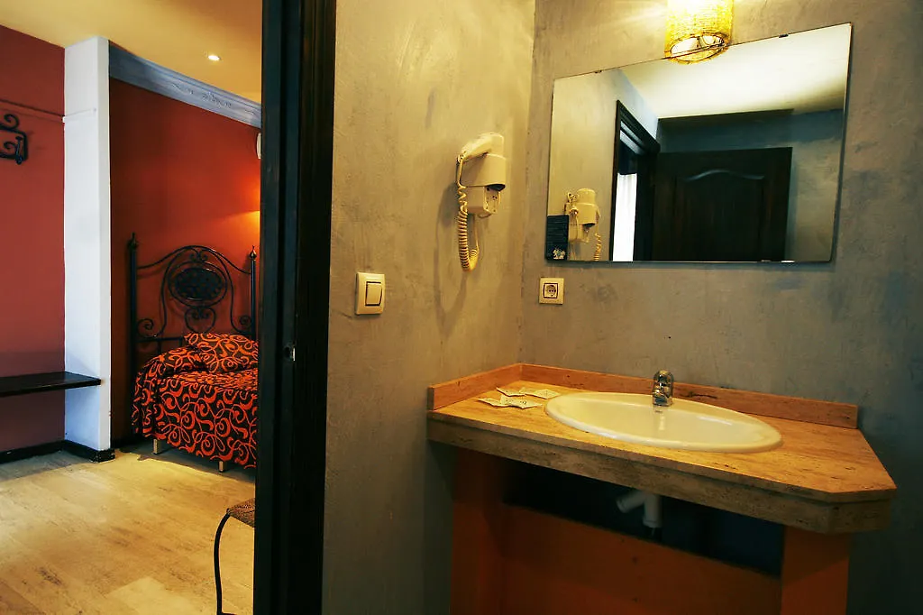 إشبيلية Hostal Zurbaran إسبانيا