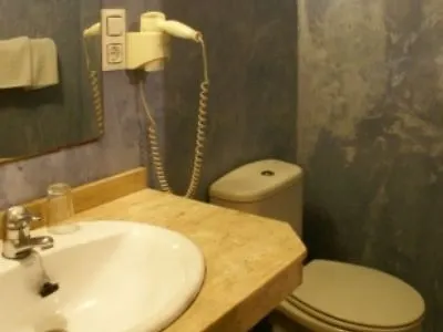 Hostal Zurbaran Seville Apartment